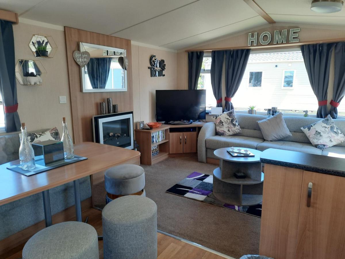 Haggerston Castle 3 Bedroom Deluxe Holiday Home Cheswick  Exteriér fotografie