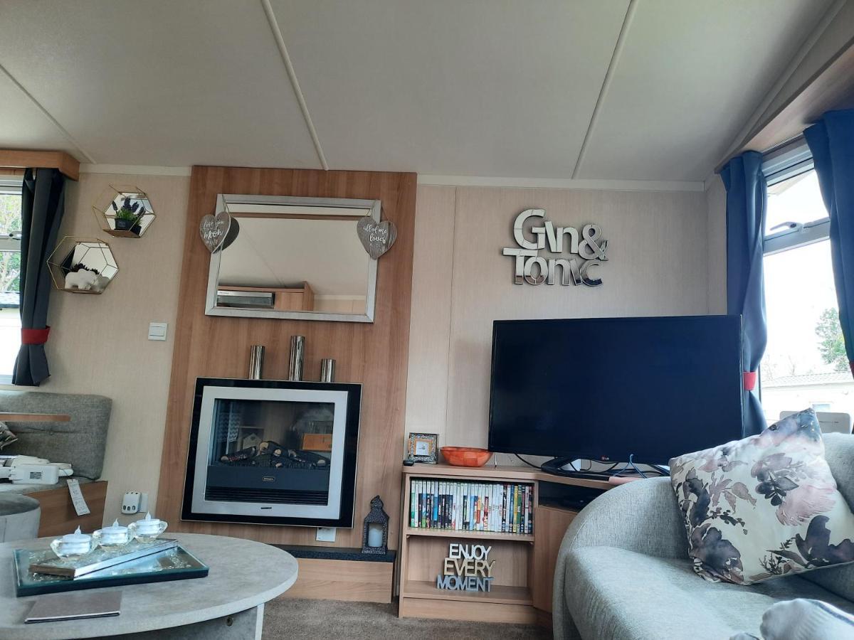 Haggerston Castle 3 Bedroom Deluxe Holiday Home Cheswick  Exteriér fotografie