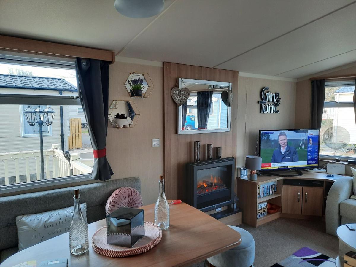 Haggerston Castle 3 Bedroom Deluxe Holiday Home Cheswick  Exteriér fotografie